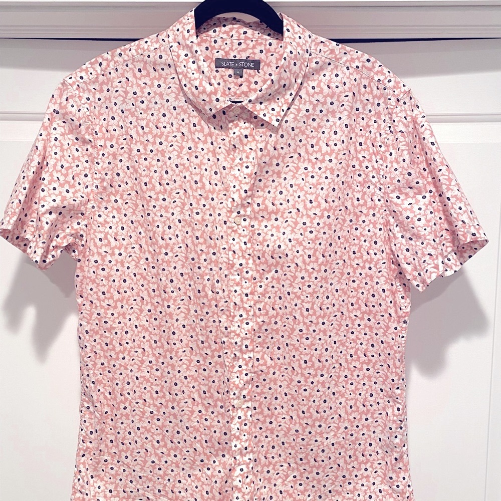 Men’s XL Slate & Stone Short sleeve Button down Shirt